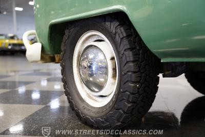 1974 Volkswagen Type 2 Kombi 13 Window