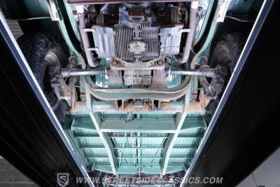 1974 Volkswagen Type 2 Kombi 13 Window
