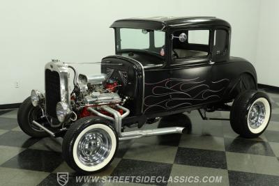 1930 Ford 5-Window Coupe