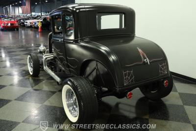 1930 Ford 5-Window Coupe