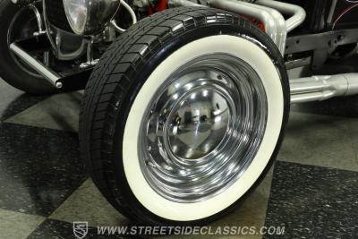 1930 Ford 5-Window Coupe