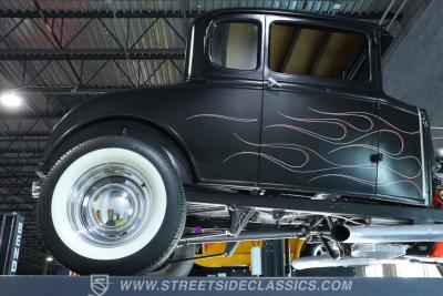 1930 Ford 5-Window Coupe