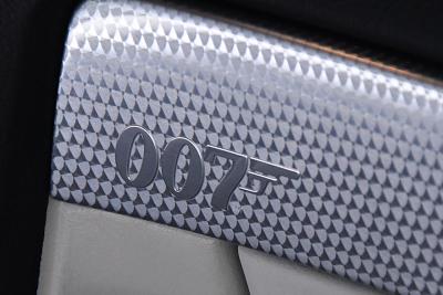 2003 Ford Thunderbird 007 Bond Edition