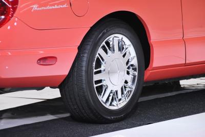 2003 Ford Thunderbird 007 Bond Edition