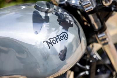 2019 NORTON Dominator Street