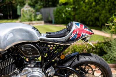 2019 NORTON Dominator Street