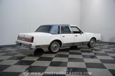 1985 Lincoln Town Car Signature Series
