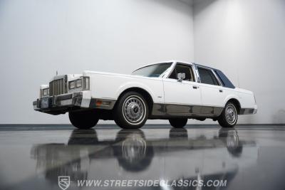 1985 Lincoln Town Car Signature Series