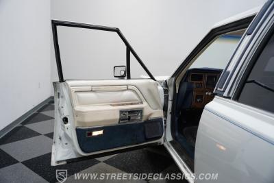 1985 Lincoln Town Car Signature Series