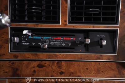1985 Lincoln Town Car Signature Series