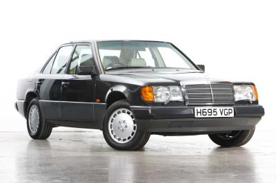 1990 Mercedes - Benz 300 E 4Matic
