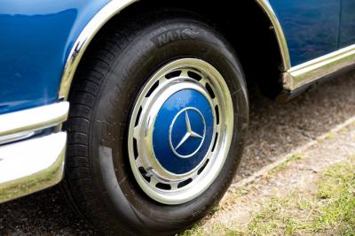 1965 Mercedes - Benz 300 SE Coup&eacute;