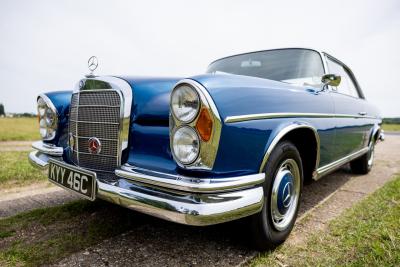 1965 Mercedes - Benz 300 SE Coup&eacute;