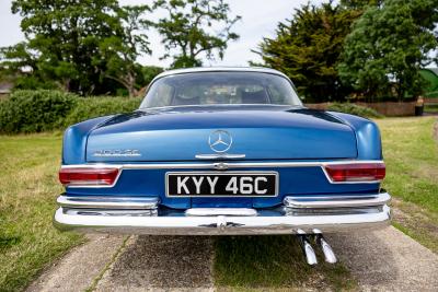 1965 Mercedes - Benz 300 SE Coup&eacute;