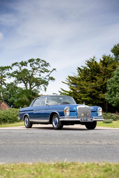 1965 Mercedes - Benz 300 SE Coup&eacute;