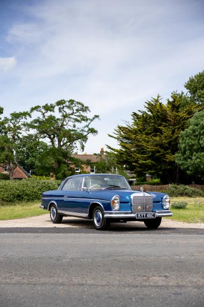 1965 Mercedes - Benz 300 SE Coup&eacute;