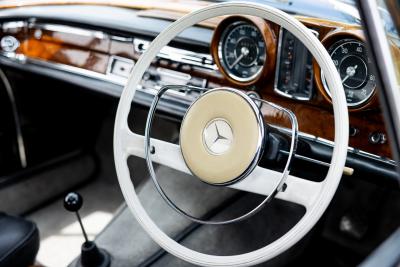 1965 Mercedes - Benz 300 SE Coup&eacute;