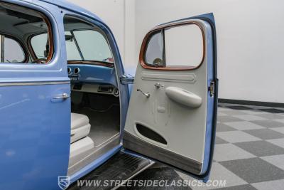 1940 Packard 120 Touring Sedan Street Rod