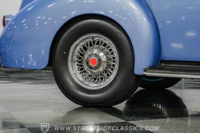 1940 Packard 120 Touring Sedan Street Rod