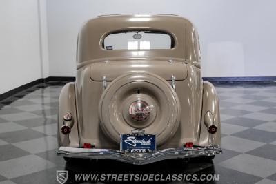 1936 Ford Tudor Sedan Streetrod