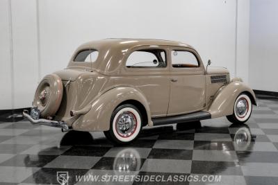 1936 Ford Tudor Sedan Streetrod