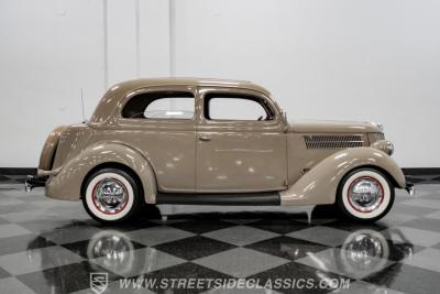 1936 Ford Tudor Sedan Streetrod