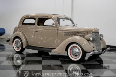 1936 Ford Tudor Sedan Streetrod