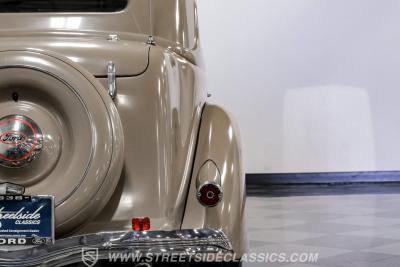 1936 Ford Tudor Sedan Streetrod