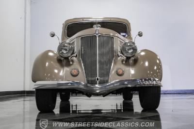 1936 Ford Tudor Sedan Streetrod