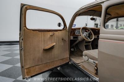 1936 Ford Tudor Sedan Streetrod