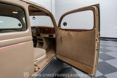 1936 Ford Tudor Sedan Streetrod