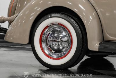 1936 Ford Tudor Sedan Streetrod