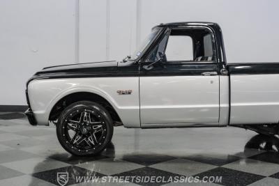 1968 GMC C1500 Restomod