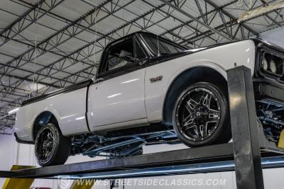 1968 GMC C1500 Restomod