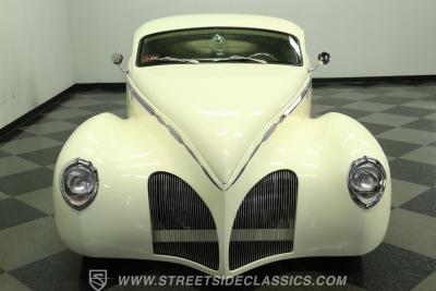 1939 Lincoln Zephyr