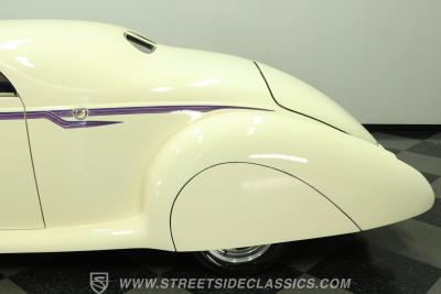 1939 Lincoln Zephyr