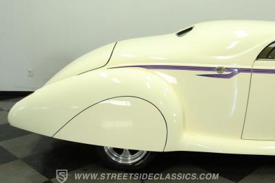 1939 Lincoln Zephyr