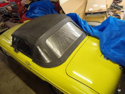 1975 MG B Roadster