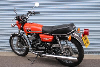 1973 Yamaha RD 350 TORQUE INDUCTION
