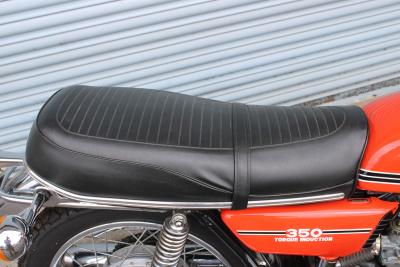 1973 Yamaha RD 350 TORQUE INDUCTION