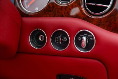 2006 Bentley AZURE