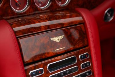 2006 Bentley AZURE