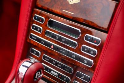 2006 Bentley AZURE