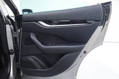 2022 Maserati Levante