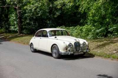1967 Jaguar Mk. II 2.4 MOD