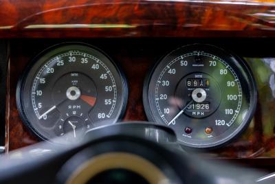 1967 Jaguar Mk. II 2.4 MOD