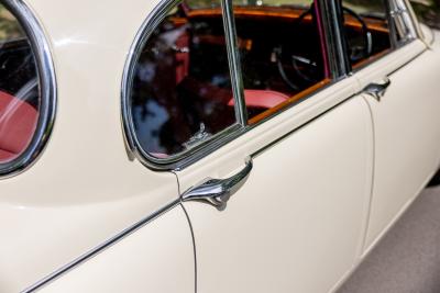 1967 Jaguar Mk. II 2.4 MOD
