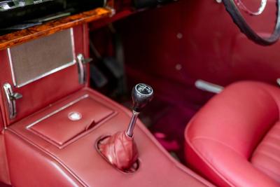1967 Jaguar Mk. II 2.4 MOD