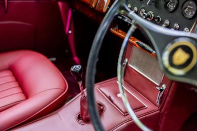 1967 Jaguar Mk. II 2.4 MOD