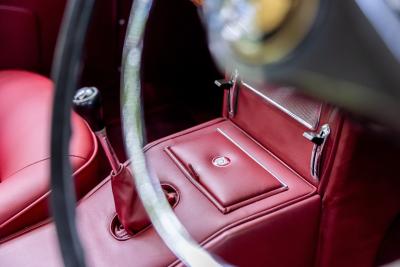 1967 Jaguar Mk. II 2.4 MOD